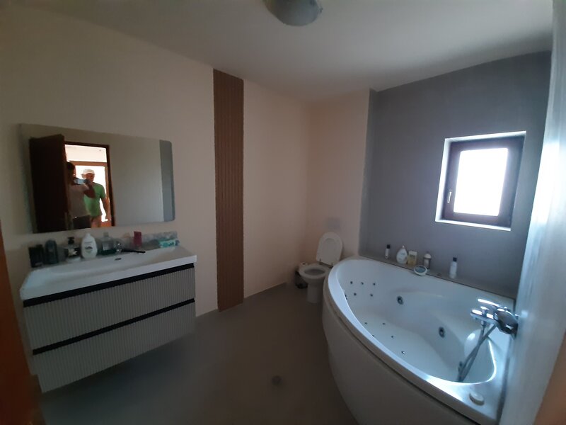 Baneasa vila de lux cu 7 camere, 327mp, curte 430mp, Clinica Regina Maria